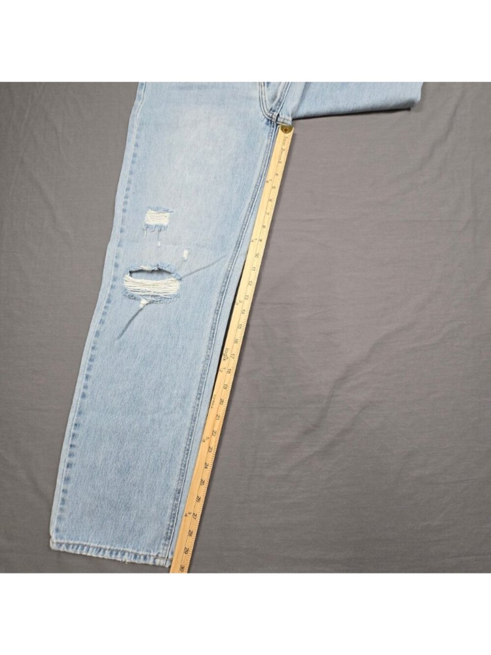 Hidden Los Angeles Jeans Size 26 Light Wash Distressed Denim Straight Leg - Picture 4 of 8